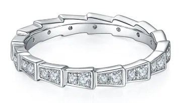 Band ring set with small stones